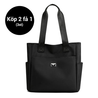 Lätt och vattentät axelväska i nylon